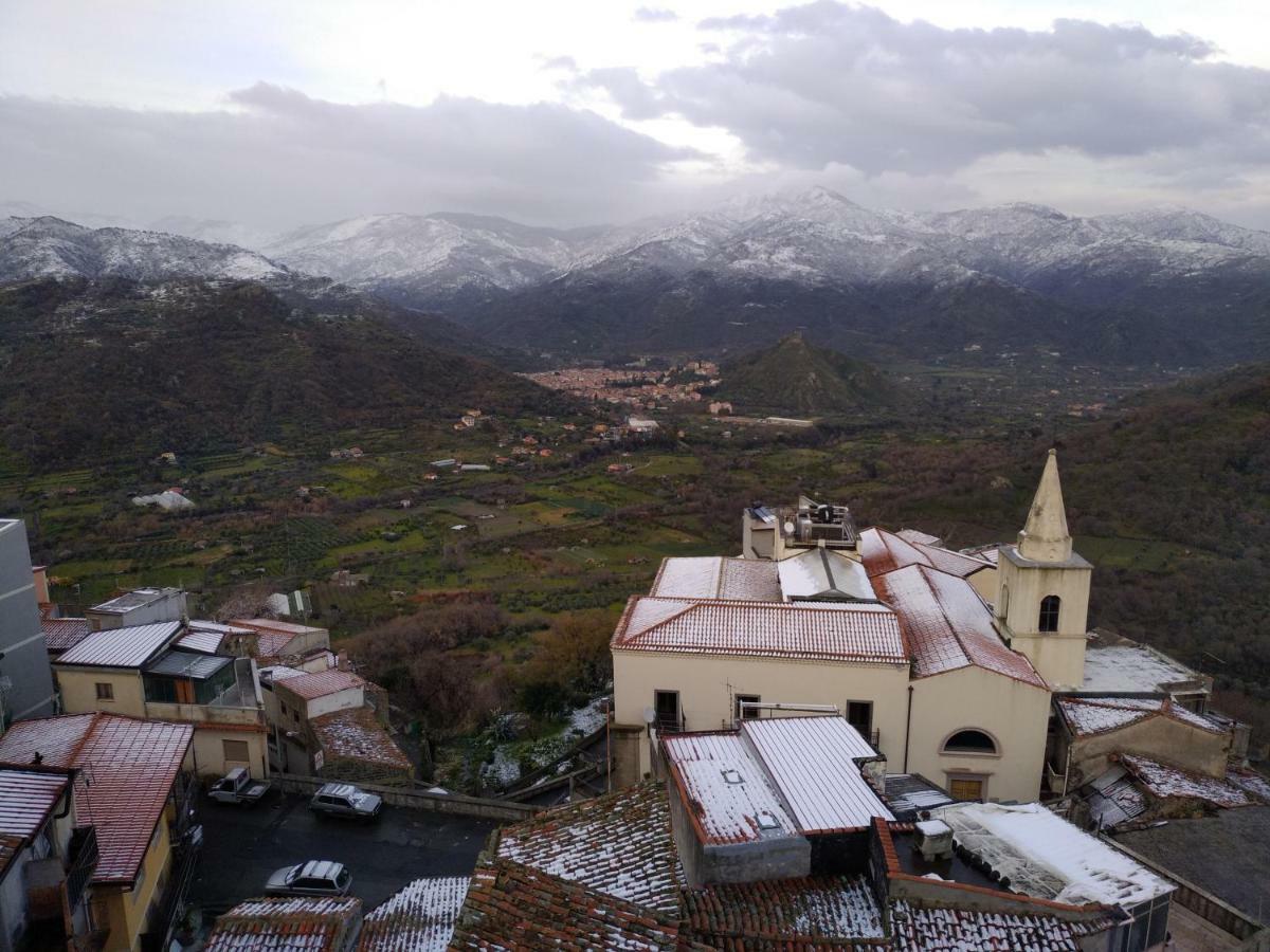 Apartament Casa Donna Franca Castiglione De Sicilia Zewnętrze zdjęcie