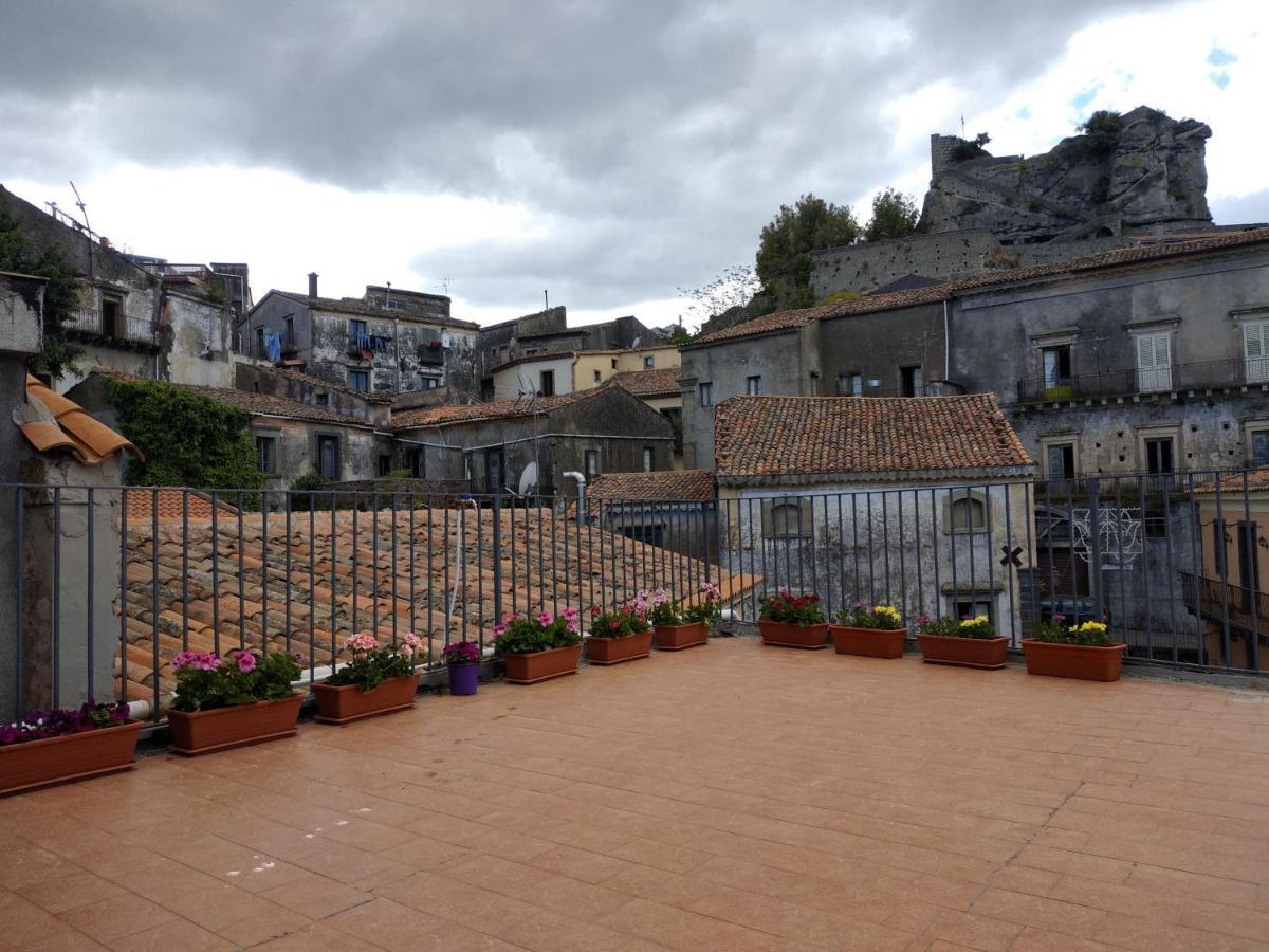 Apartament Casa Donna Franca Castiglione De Sicilia Zewnętrze zdjęcie